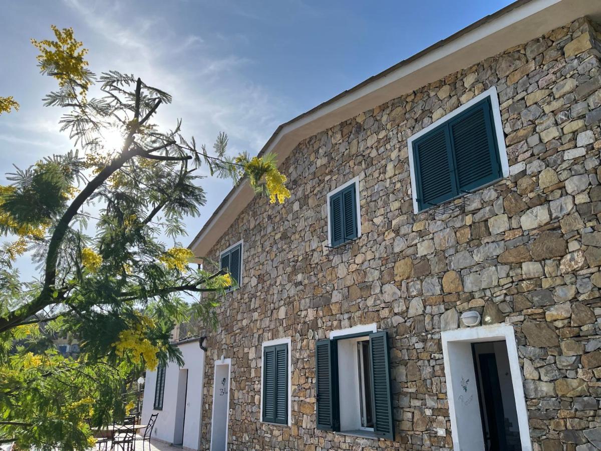 Agriturismo Le Mimose Imperia Eksteriør billede