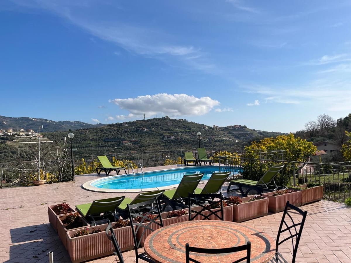 Agriturismo Le Mimose Imperia Eksteriør billede