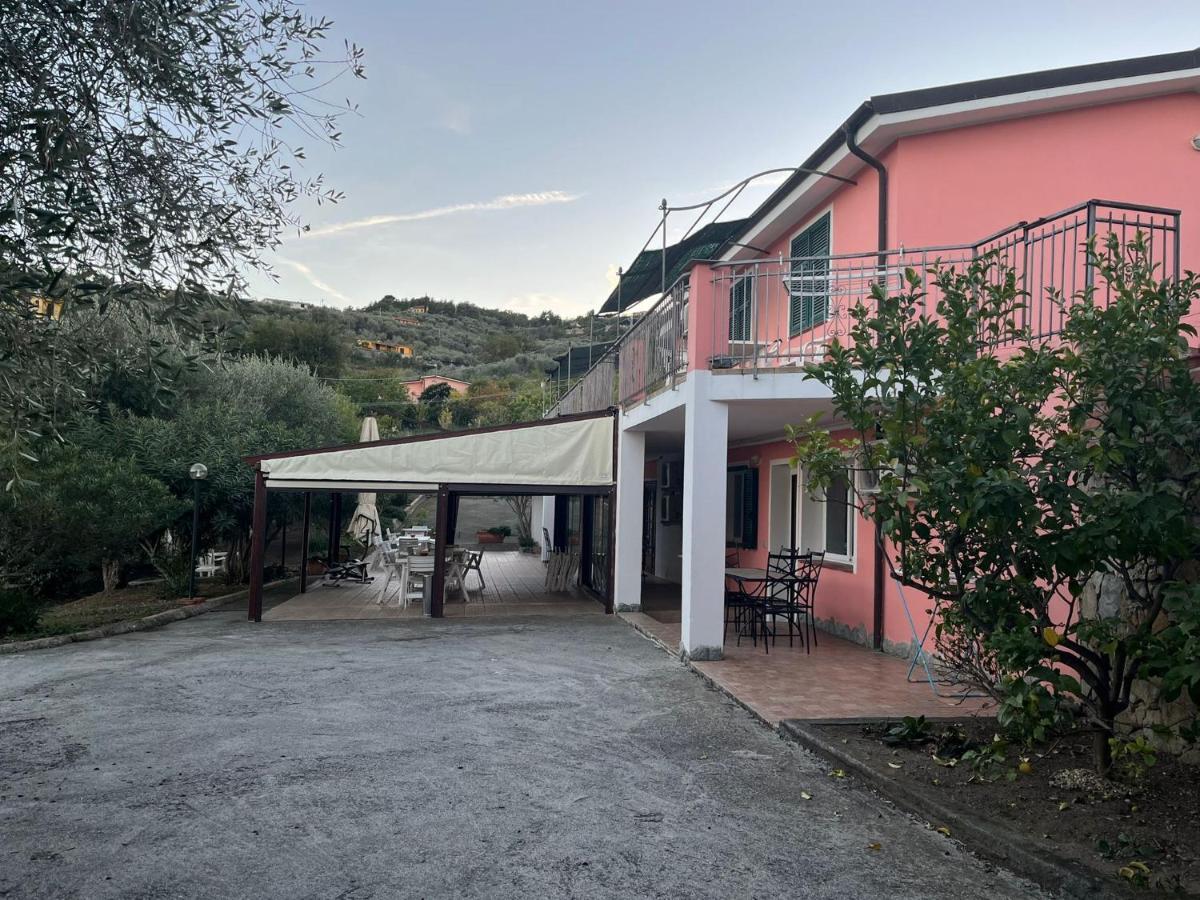 Agriturismo Le Mimose Imperia Eksteriør billede