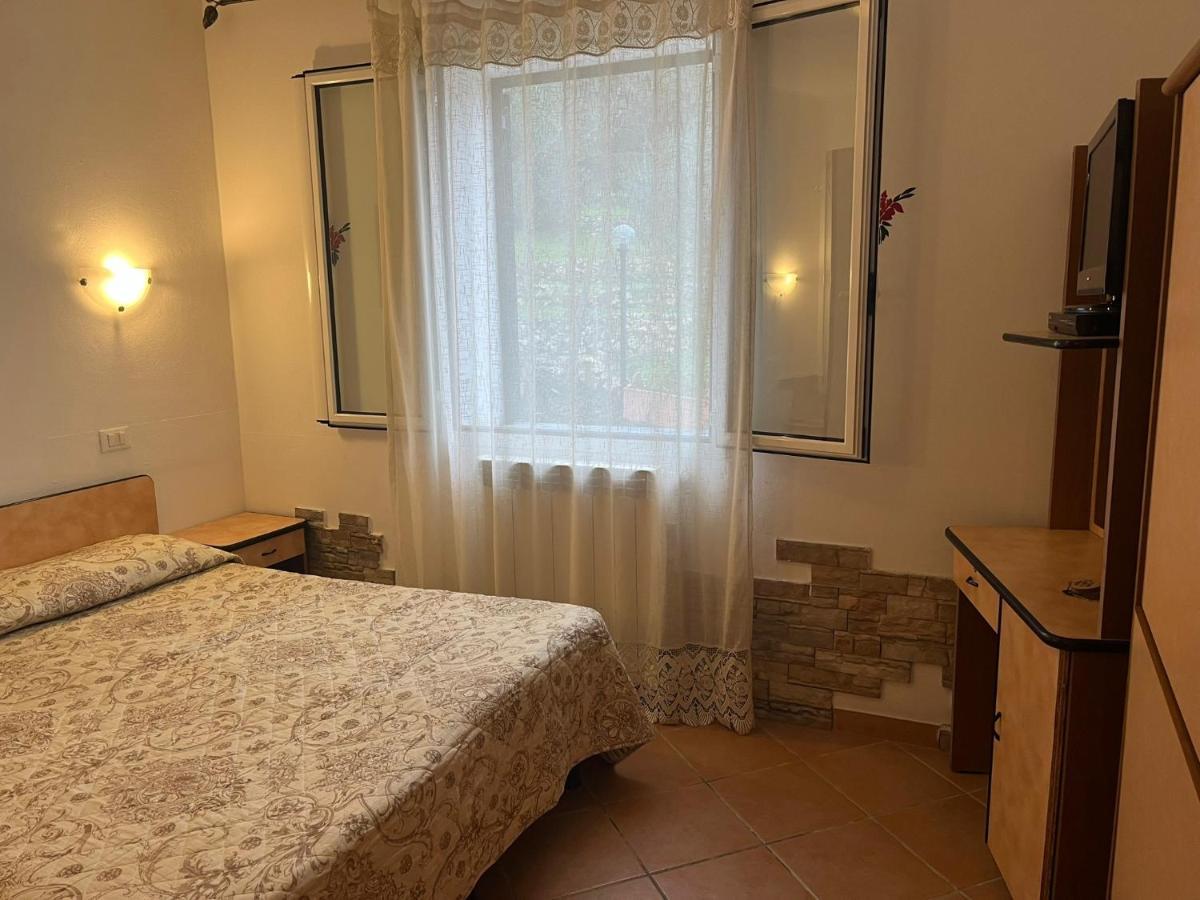 Agriturismo Le Mimose Imperia Eksteriør billede