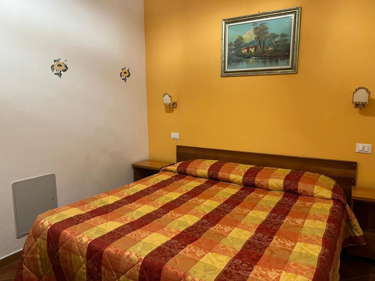 Agriturismo Le Mimose Imperia Eksteriør billede