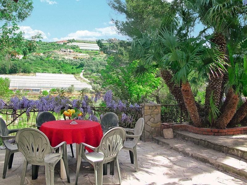 Agriturismo Le Mimose Imperia Eksteriør billede